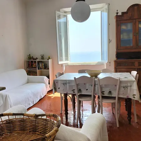Solemare -the Windows On The Sea Of Cinque Terre *